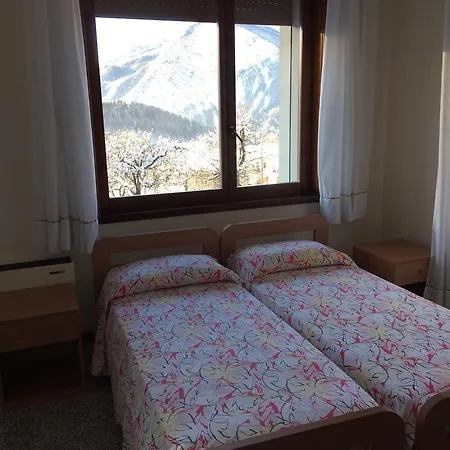 Casa Alpina Bruno E Paola Mari 2*