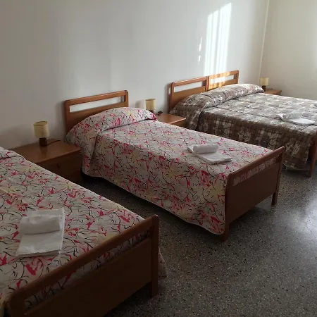 Casa Alpina Bruno E Paola Mari 2*