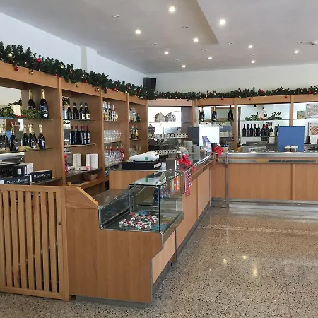 Casa Alpina Bruno E Paola Mari 2*