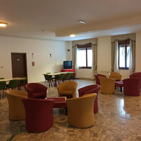 Casa Alpina Bruno E Paola Mari