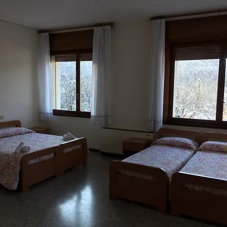 Casa Alpina Bruno E Paola Mari Hotel 2*